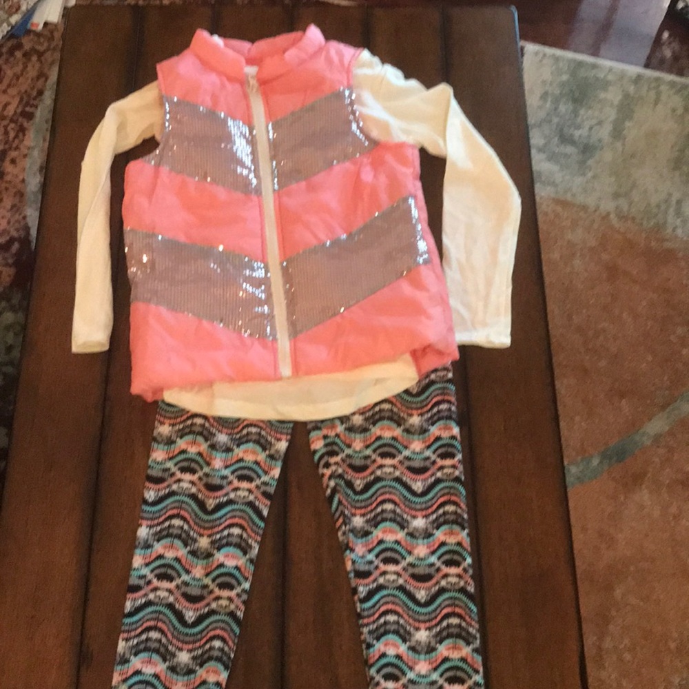 Girls 3 piece outfit